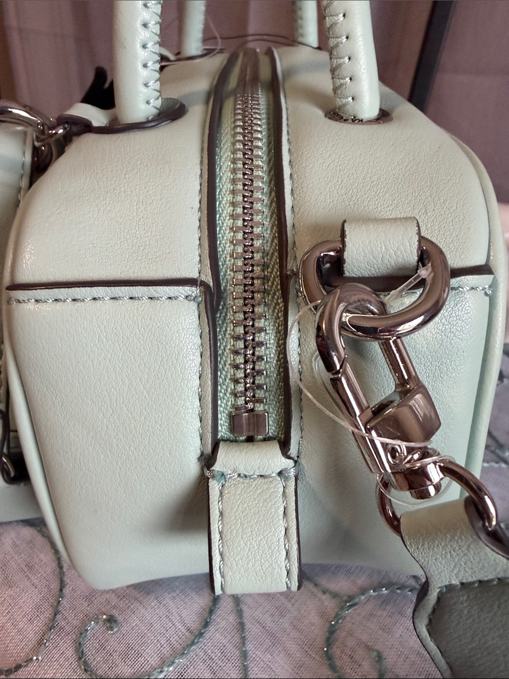 Karl Lagerfeld Zaylia Crossbody - Picture 6 of 12